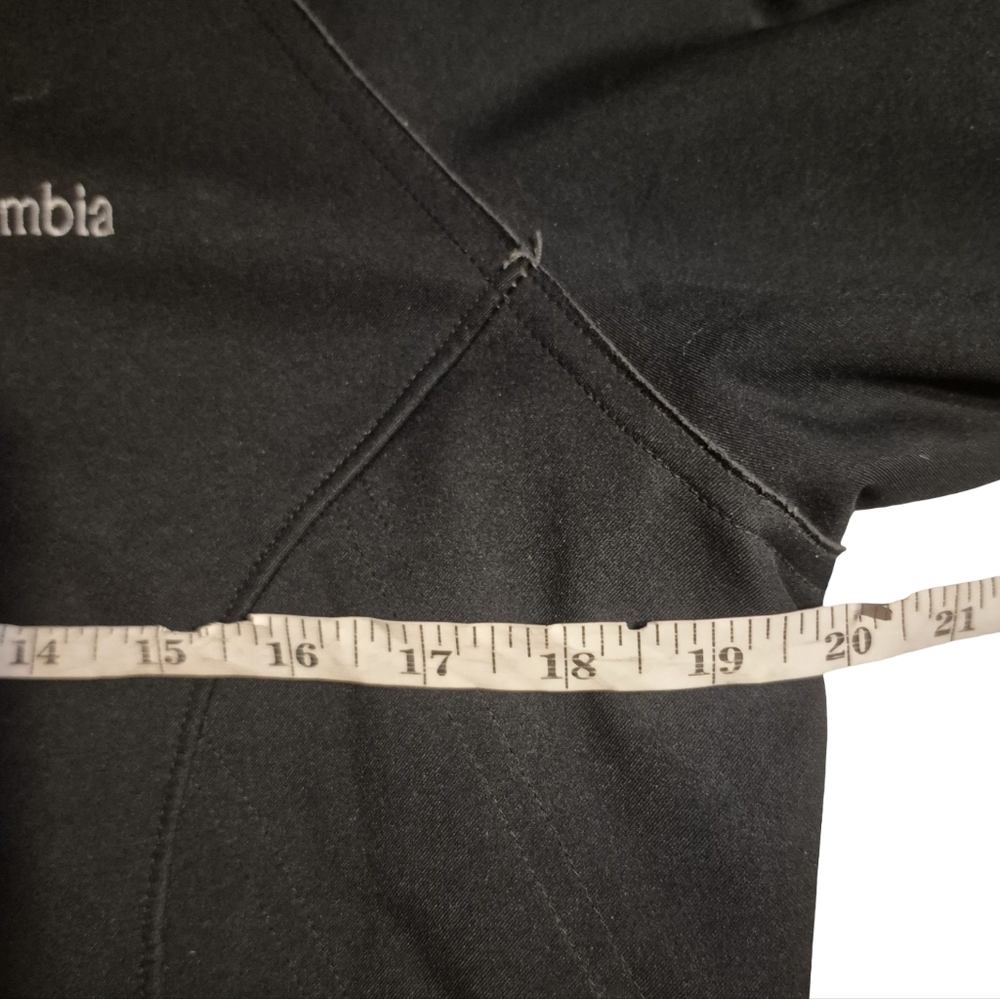 Columbia Men's Black Performance Jacket - Picture 5 of 5